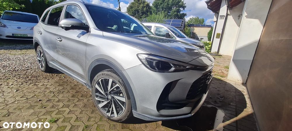 MG ZS - 3