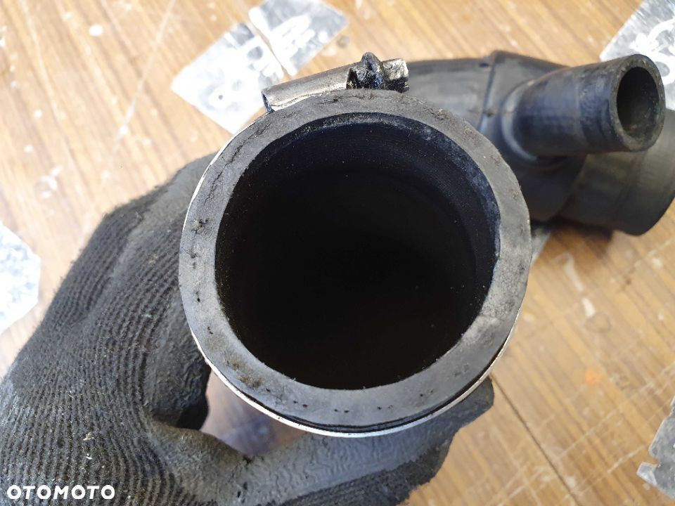 Przewod 8E0145832D 8E0145838G 8E0145834F Rura Powietrza Kolanko Waz Intercooler 1.8 T Audi A4 B6 B7 - 14