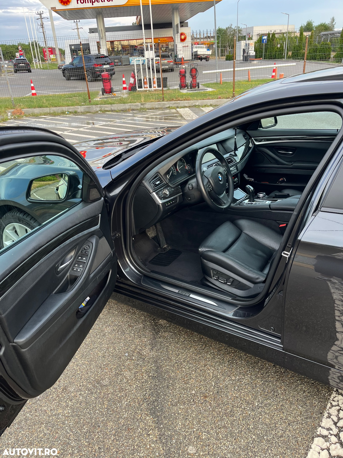 BMW Seria 5 530d xDrive - 9