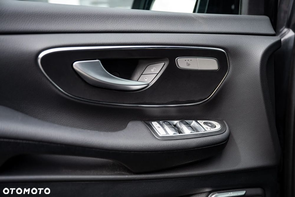 Mercedes-Benz Klasa V 300 d 4-Matic Exclusive 9G-Tronic (d³ugi) - 10