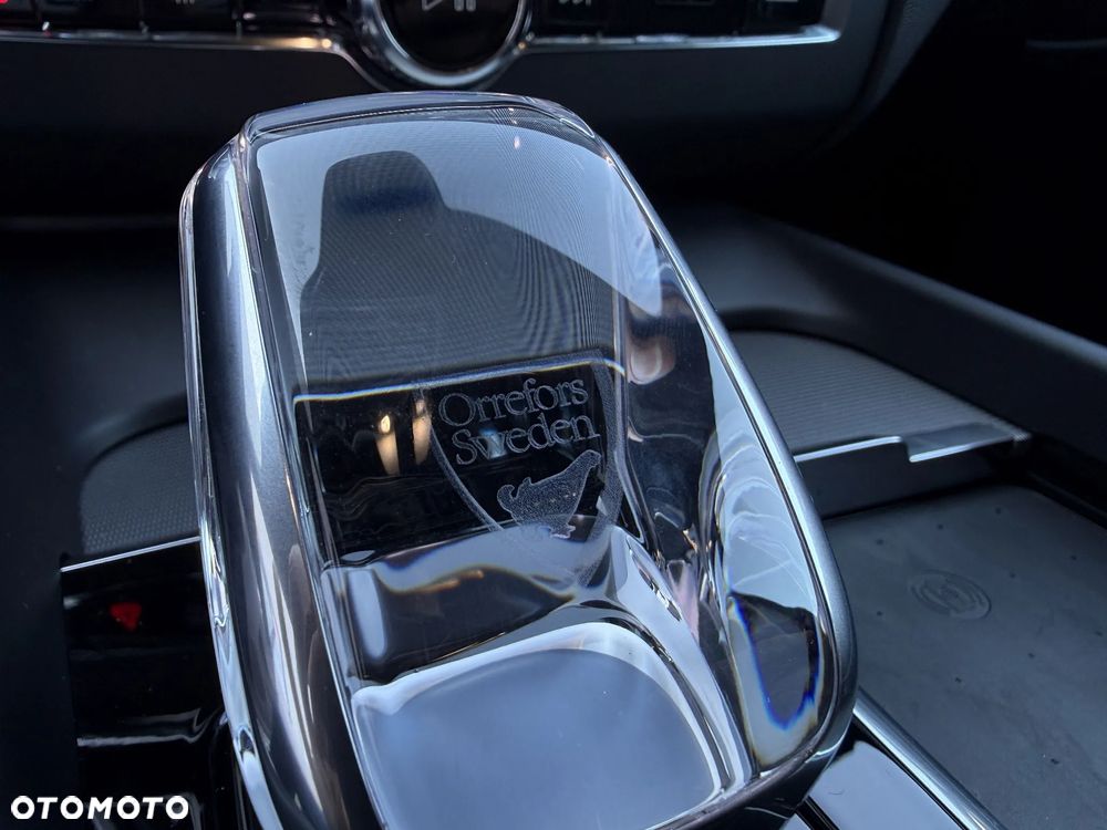 Volvo XC 60 B4 D Essential - 32