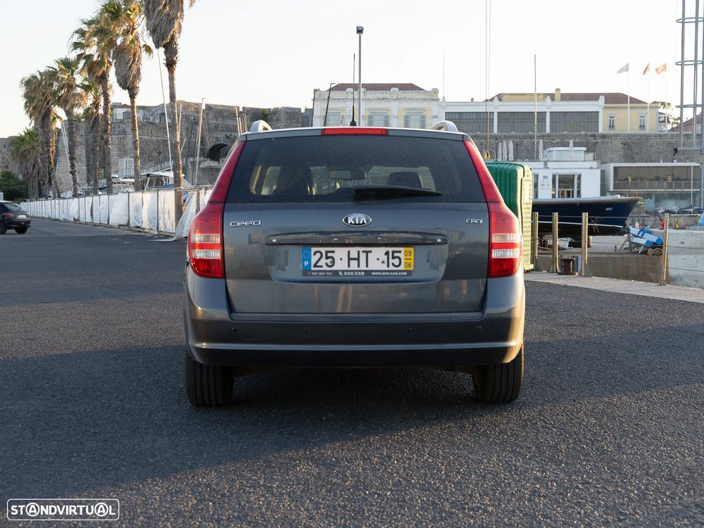 Kia Ceed SW 1.6 CRDi EX - 10