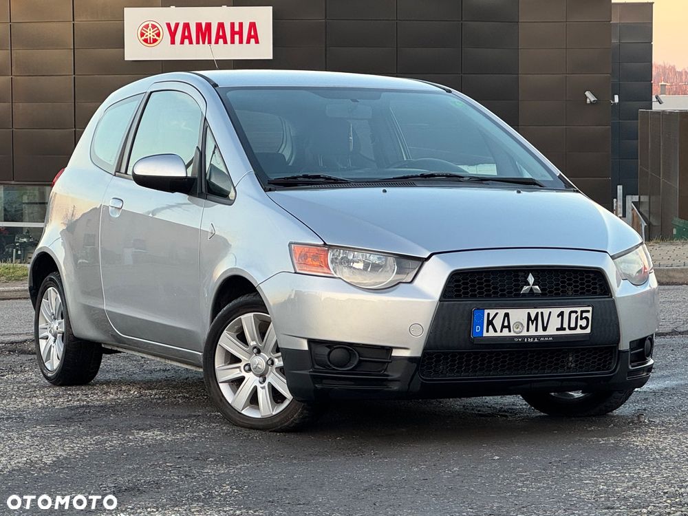 Mitsubishi Colt - 2