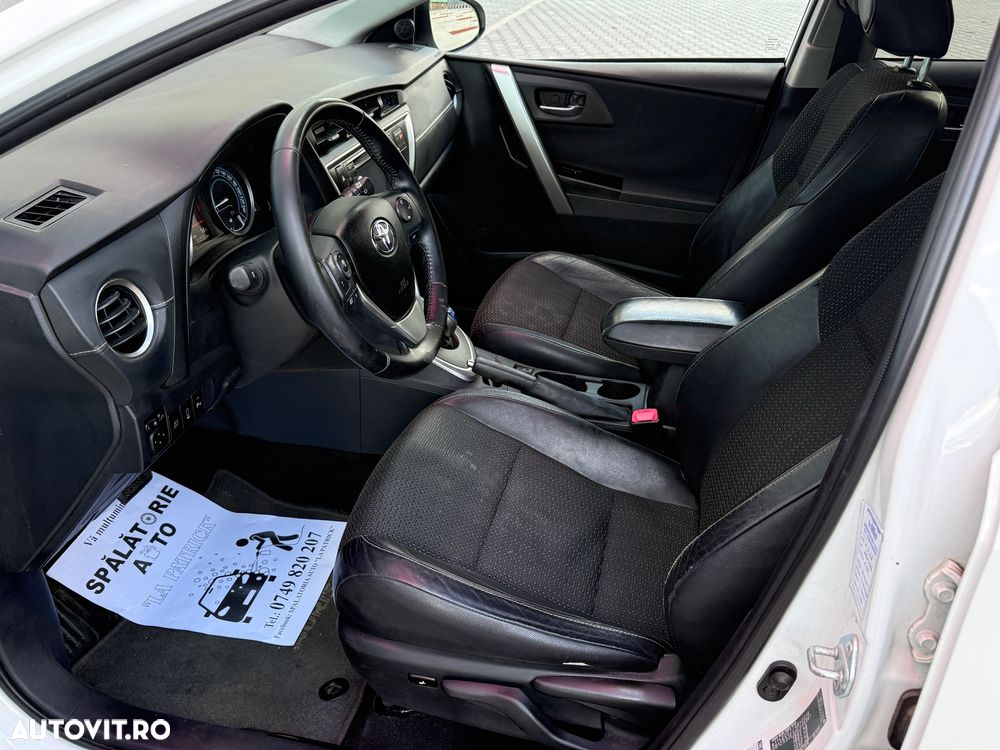 Toyota Auris 1.8 L VVT-i Luna - 12
