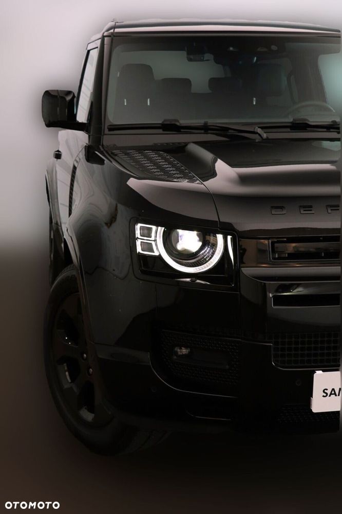Land Rover Defender - 14