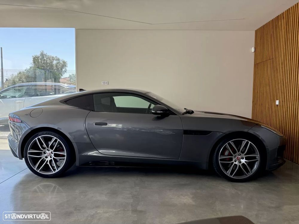 Jaguar F-Type 2.0 i4 R-Dynamic Black - 15