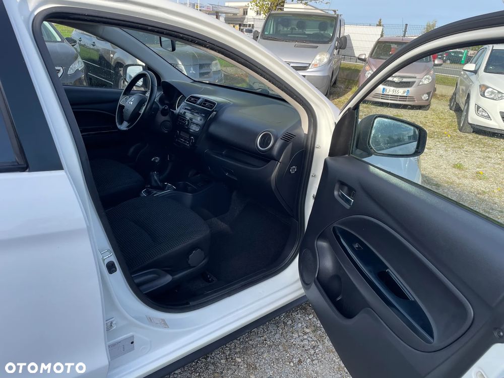 Mitsubishi Space Star 1.2 Intense - 18
