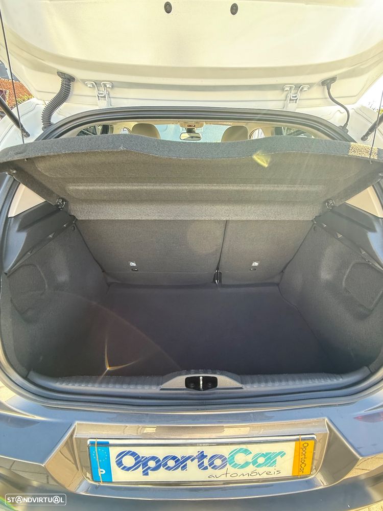 Citroën C3 Pure Tech S&S EAT6 Shine Pack - 27