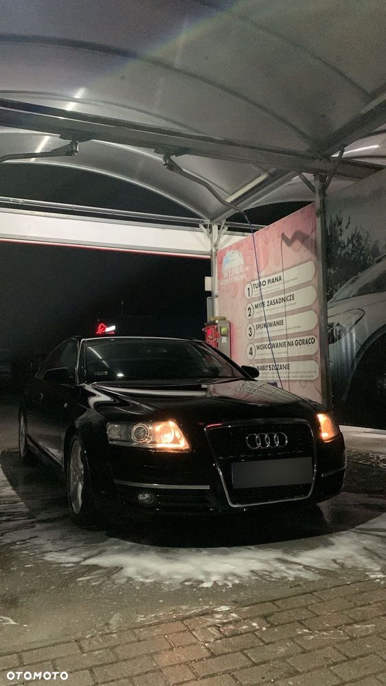Audi A6 Limousine 2.4 - 12