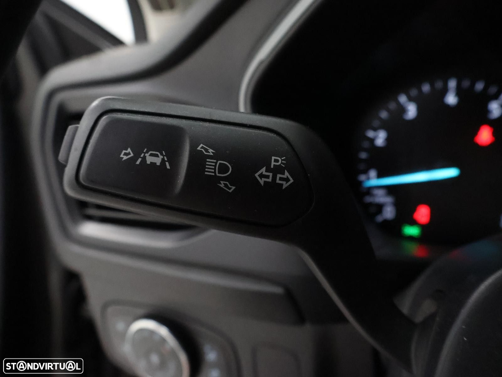 Ford Focus 1.0 EcoBoost MHEV Connected - 16