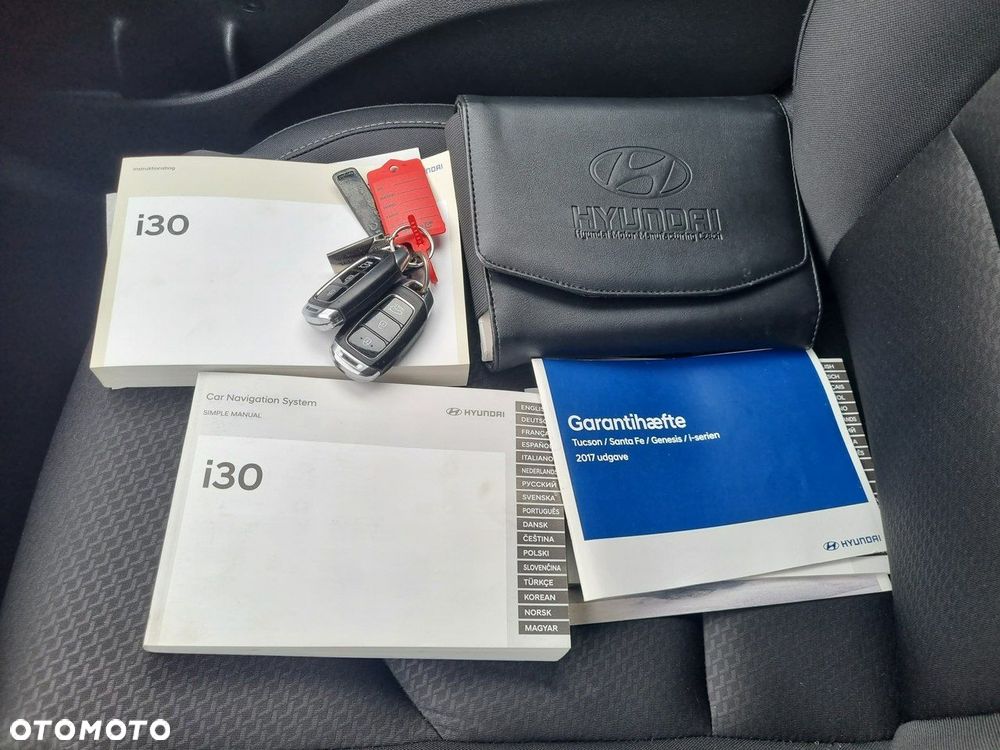 Hyundai i30 1.6 CRDi Premium - 24