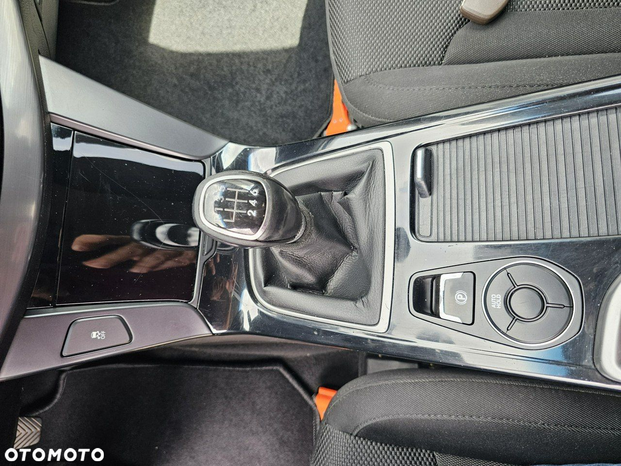 Hyundai i40 1.6 GDI BlueDrive Comfort - 17