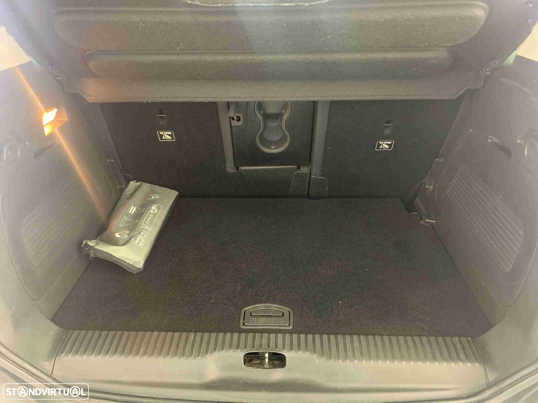 Citroën C3 Aircross 1.6 BlueHDi Shine S&S - 14