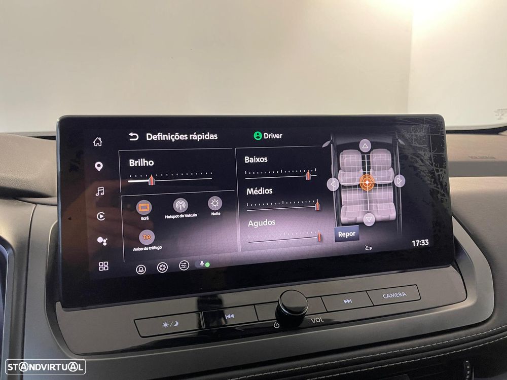 Nissan Qashqai 1.3 DIG-T N-Connecta LED Xtronic - 32