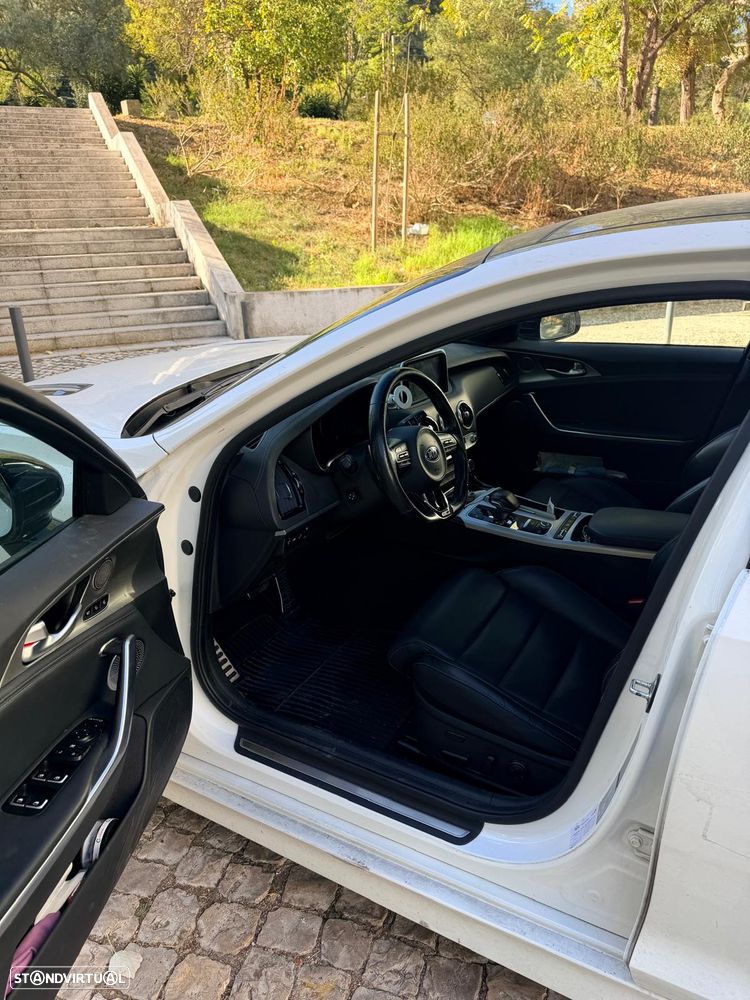 Kia Stinger 2.2 CRDi GT Line - 10