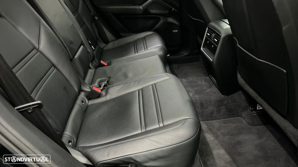 Porsche Cayenne Coupé - 32