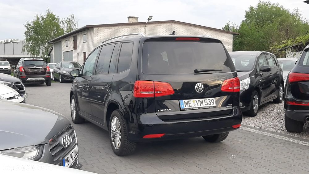 Volkswagen Touran - 6