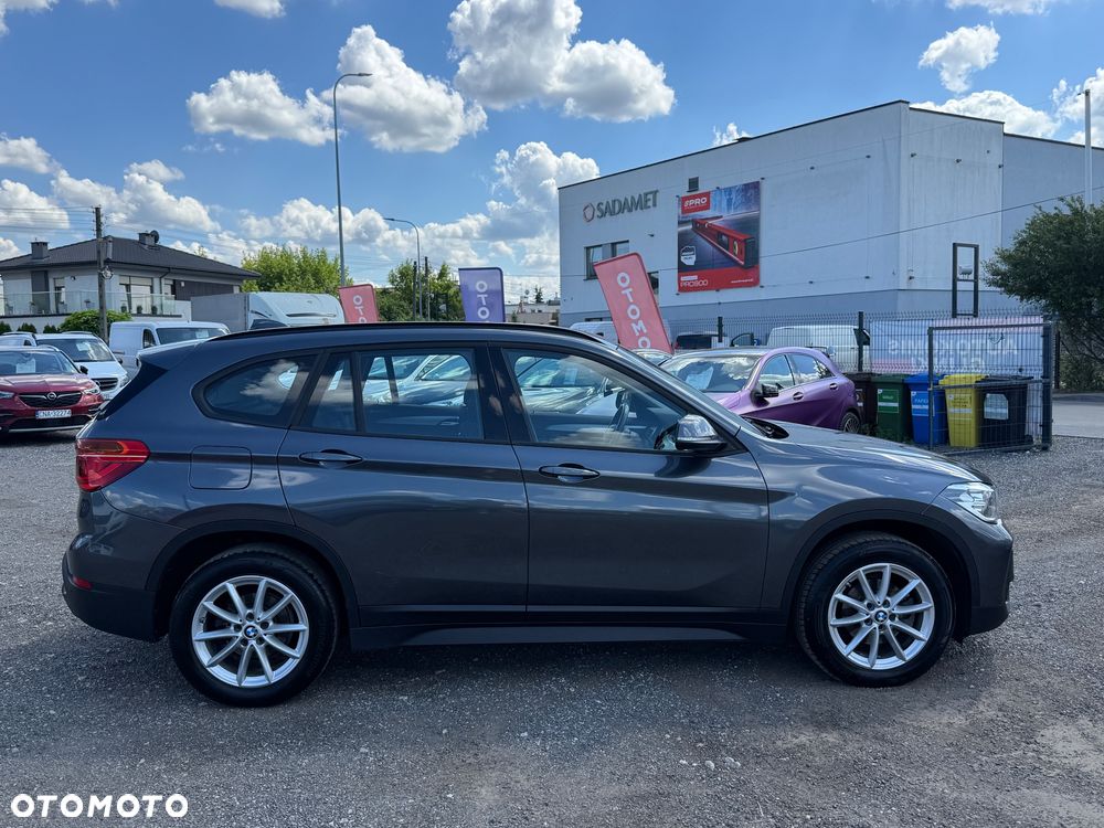 BMW X1 sDrive16d - 15