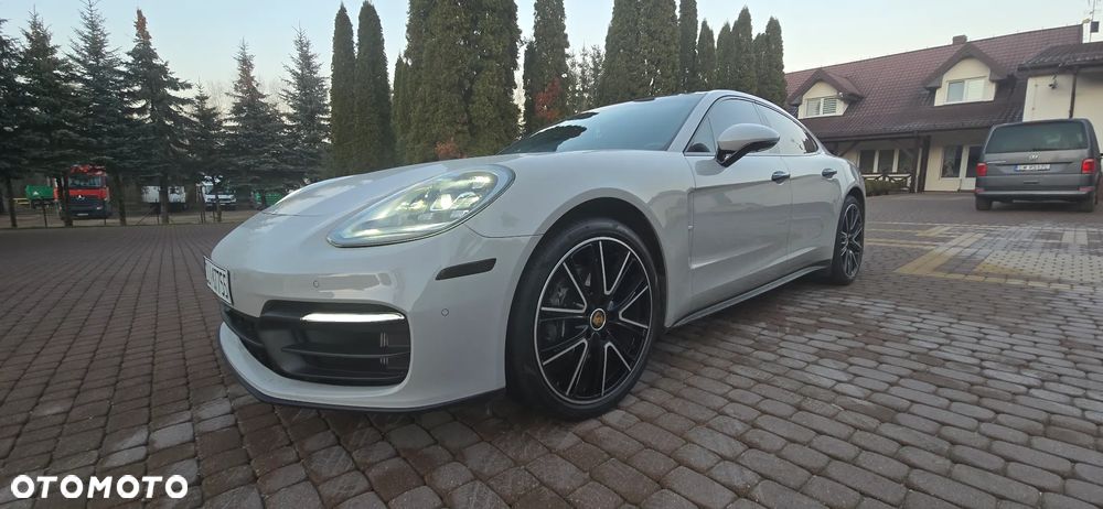 Porsche Panamera 4 Platinum Edition - 6