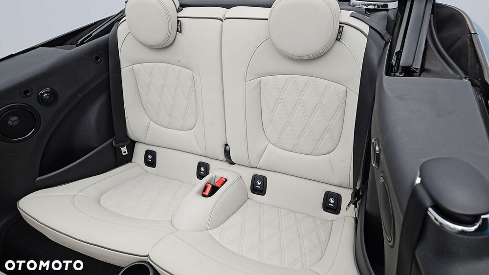 MINI Cooper Classic Trim - 21