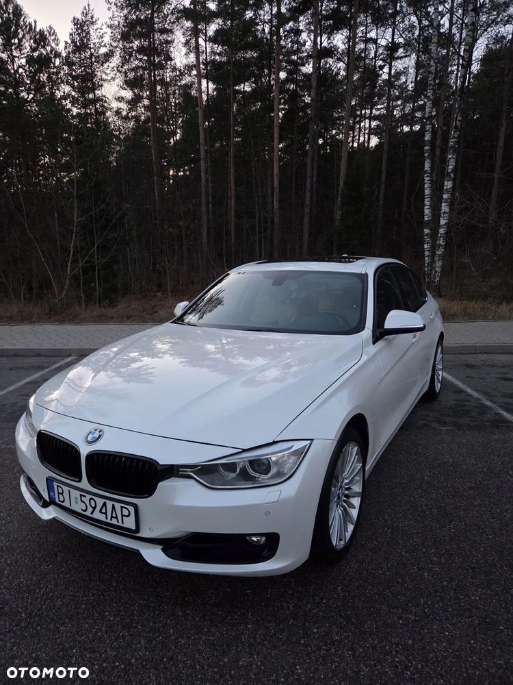 BMW Seria 3 328i xDrive Luxury Line - 3