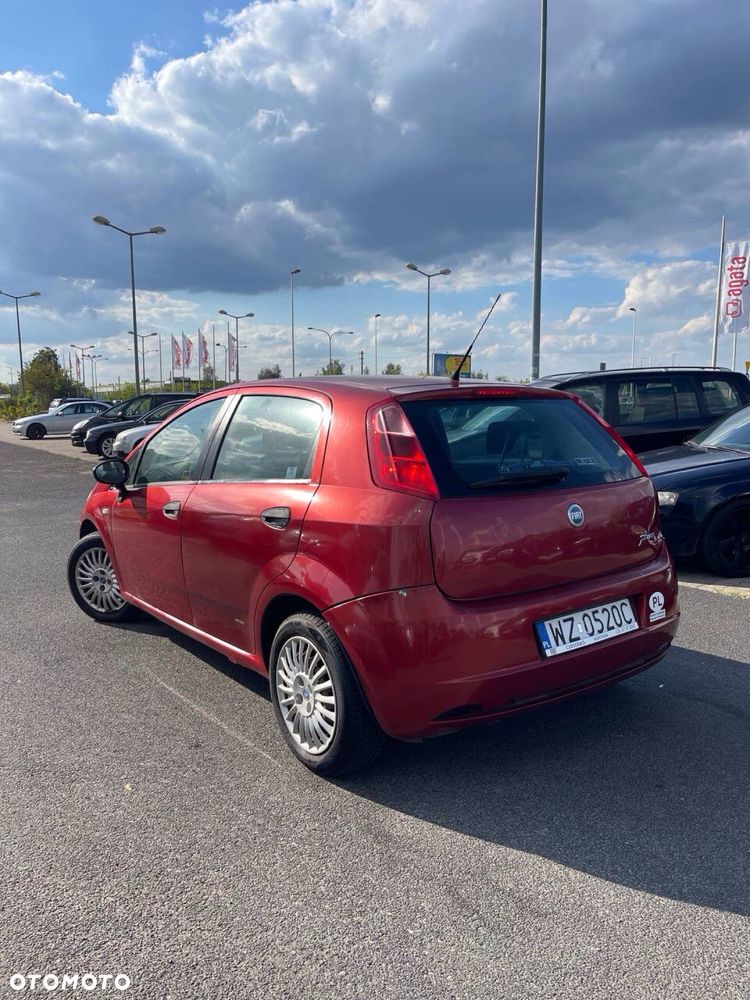 Fiat Grande Punto - 6
