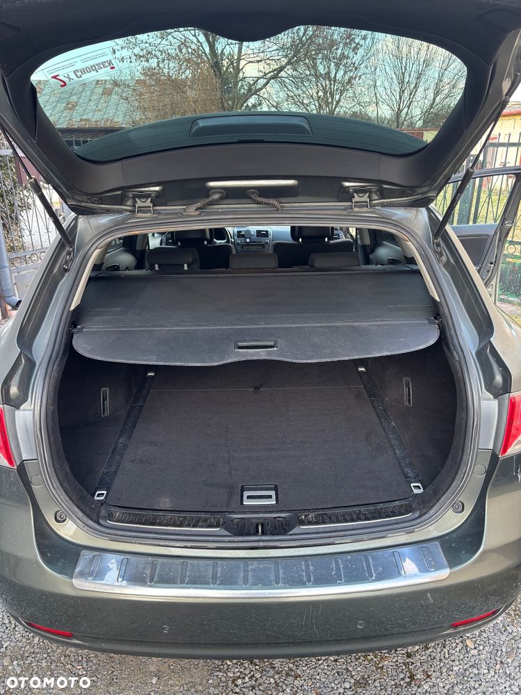 Toyota Avensis - 13