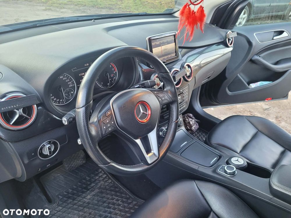 Mercedes-Benz Klasa B - 2