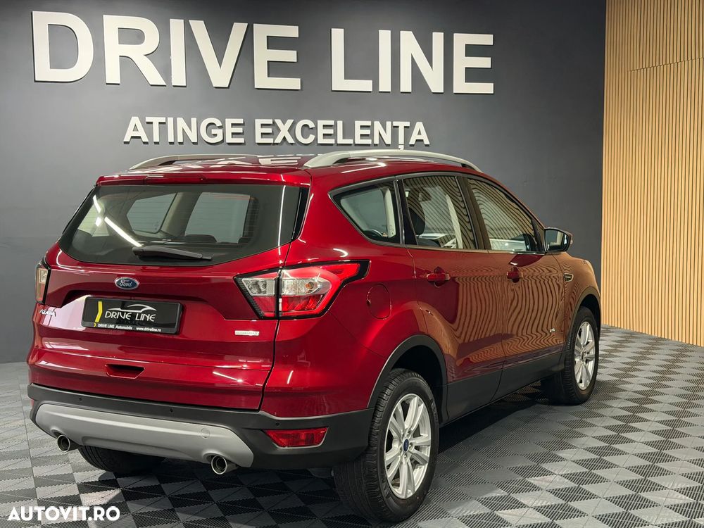 Ford Kuga 1.5 EcoBoost 4WD Aut. Titanium - 5