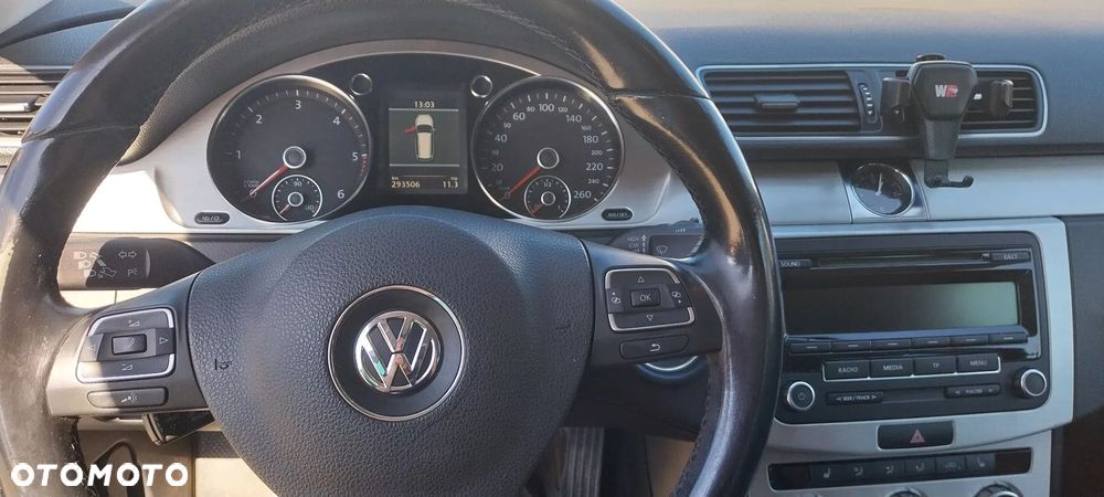 Volkswagen Passat - 6