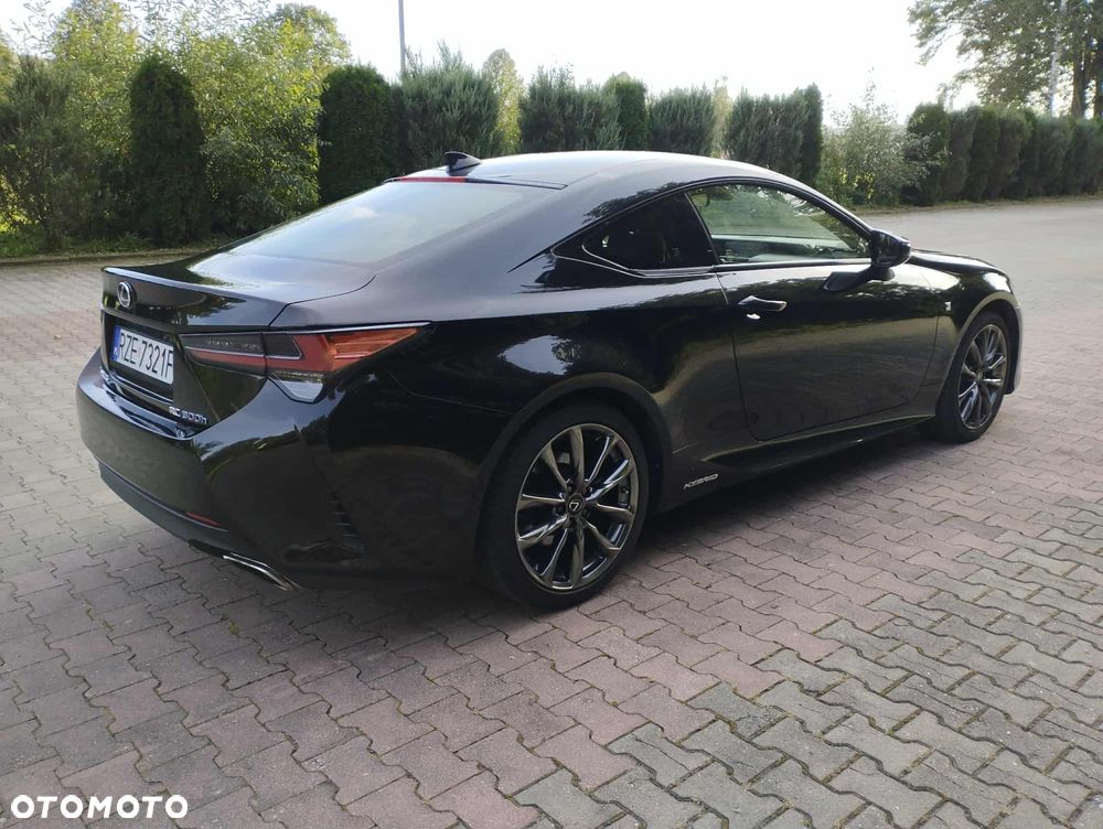Lexus RC 300h F Sport - 12