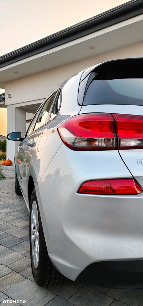 Hyundai i30 blue 1.4 Classic - 33