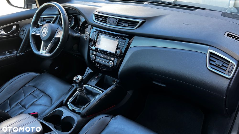 Nissan Qashqai 1.6 DIG-T Tekna+ - 32