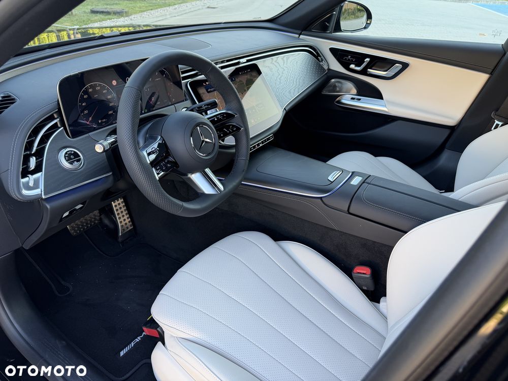 Mercedes-Benz Klasa E 220 d 4-Matic AMG - 19