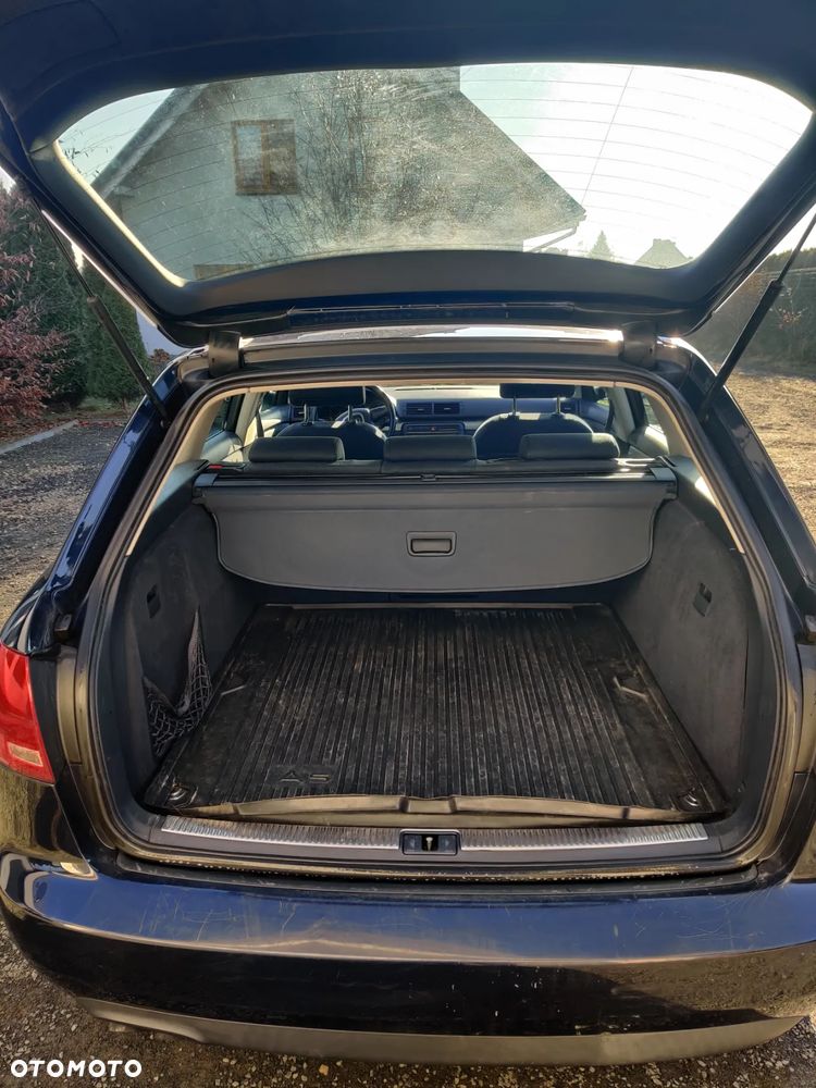 Audi A4 Avant 2.0 TDI - 12