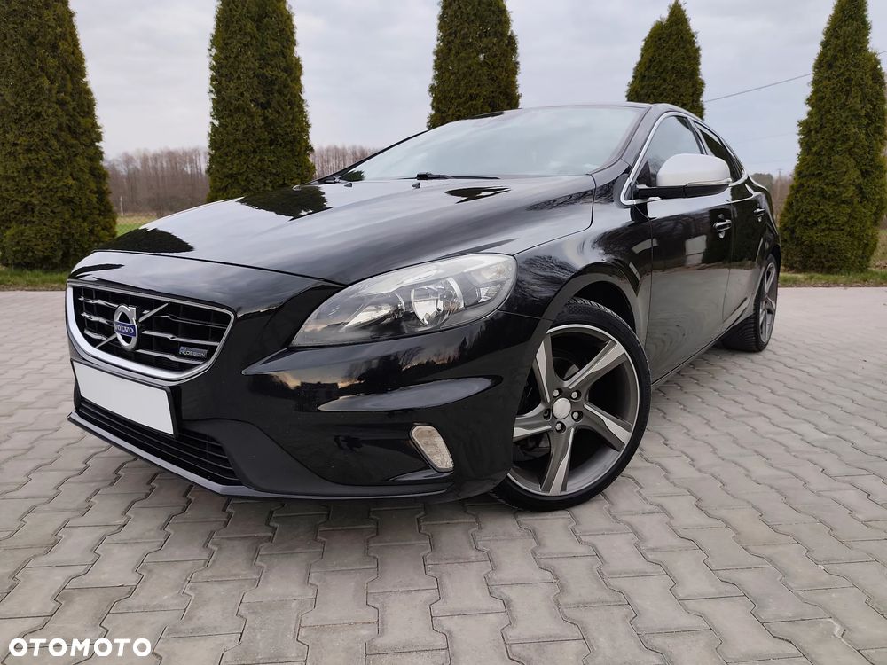 Volvo V40 D2 R Design - 4