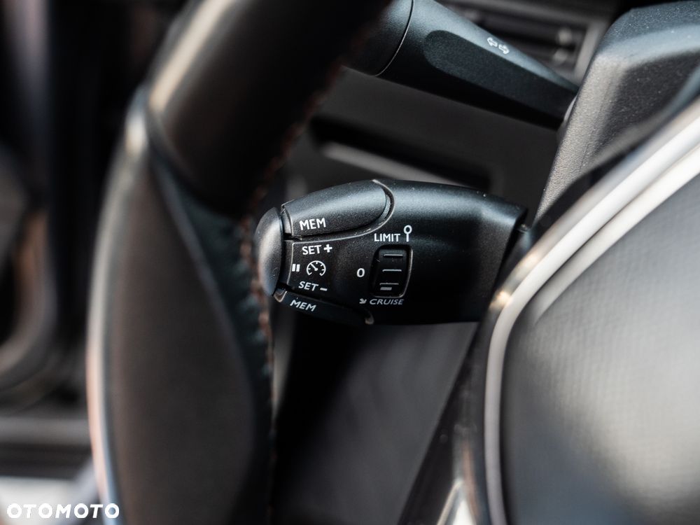Peugeot 3008 PureTech 130 Stop & Start Active - 35