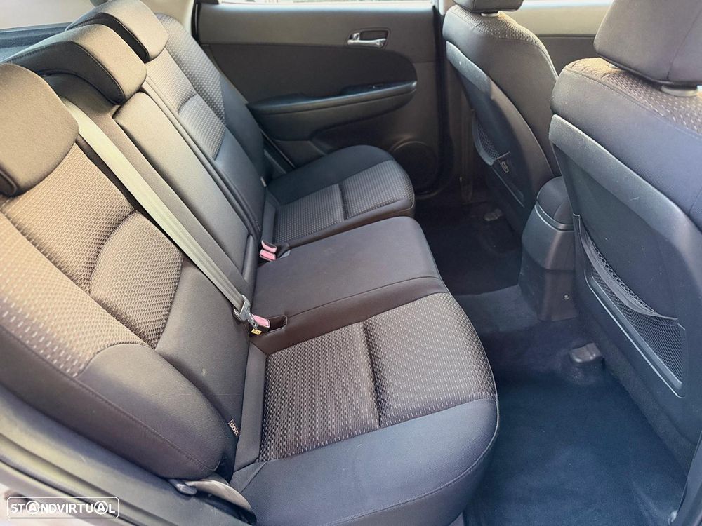 Hyundai i30 CW 1.4 CVVT Blue Comfort - 10