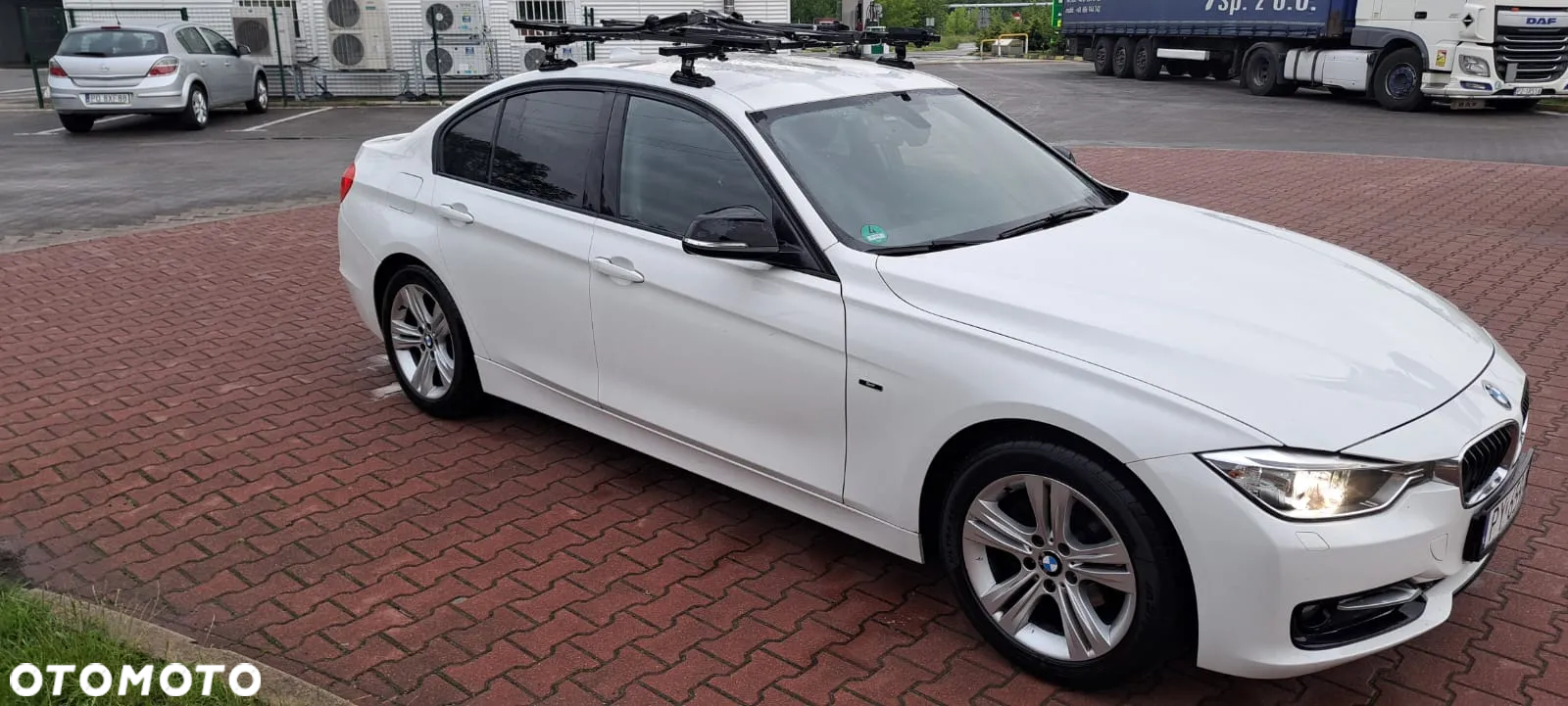 BMW Seria 3 318d Sport Line - 3