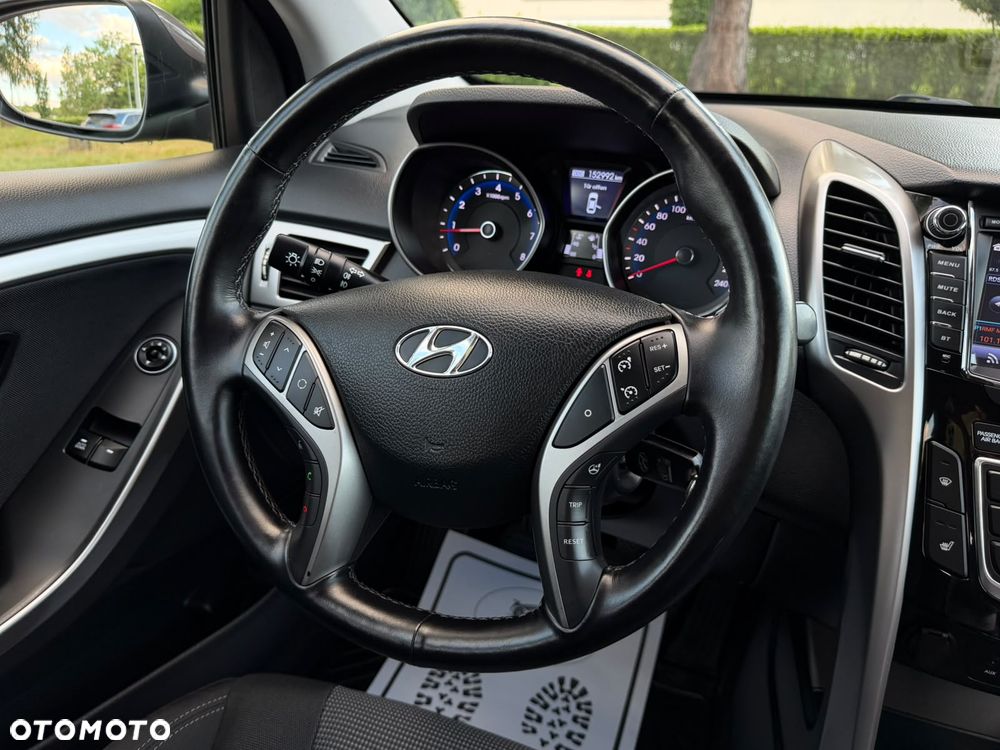 Hyundai i30 1.4 Fifa World Cup Edition - 6