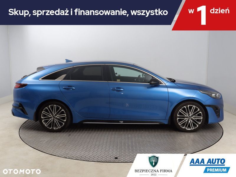Kia ProCeed - 8