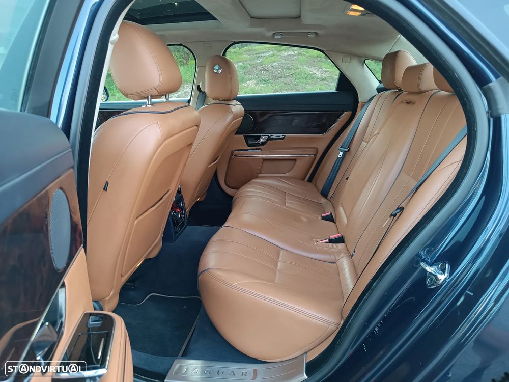 Jaguar XJ 3.0 V6 S Portfolio - 23