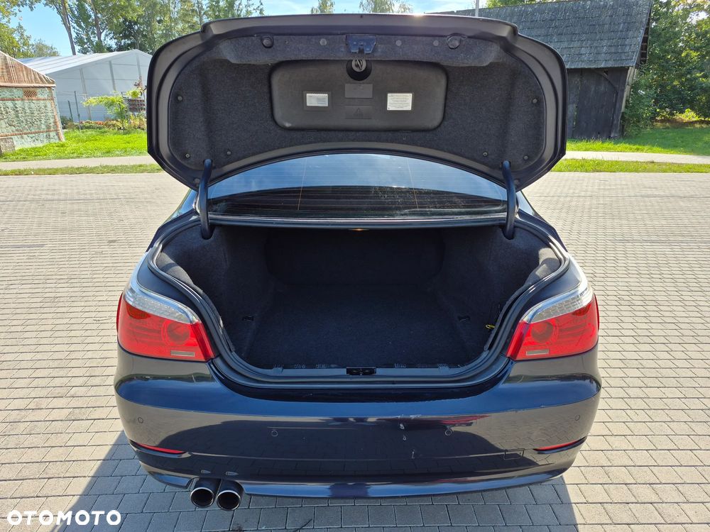 BMW Seria 5 520i Edition Exclusive - 33
