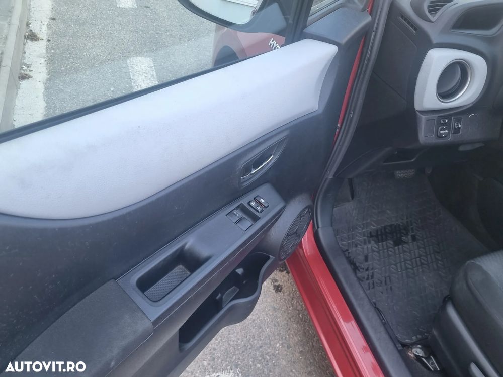 Toyota Yaris 1.5 VVT-i Comfort - 18