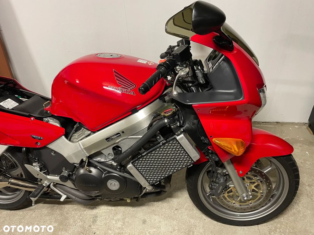 Honda VFR - 20