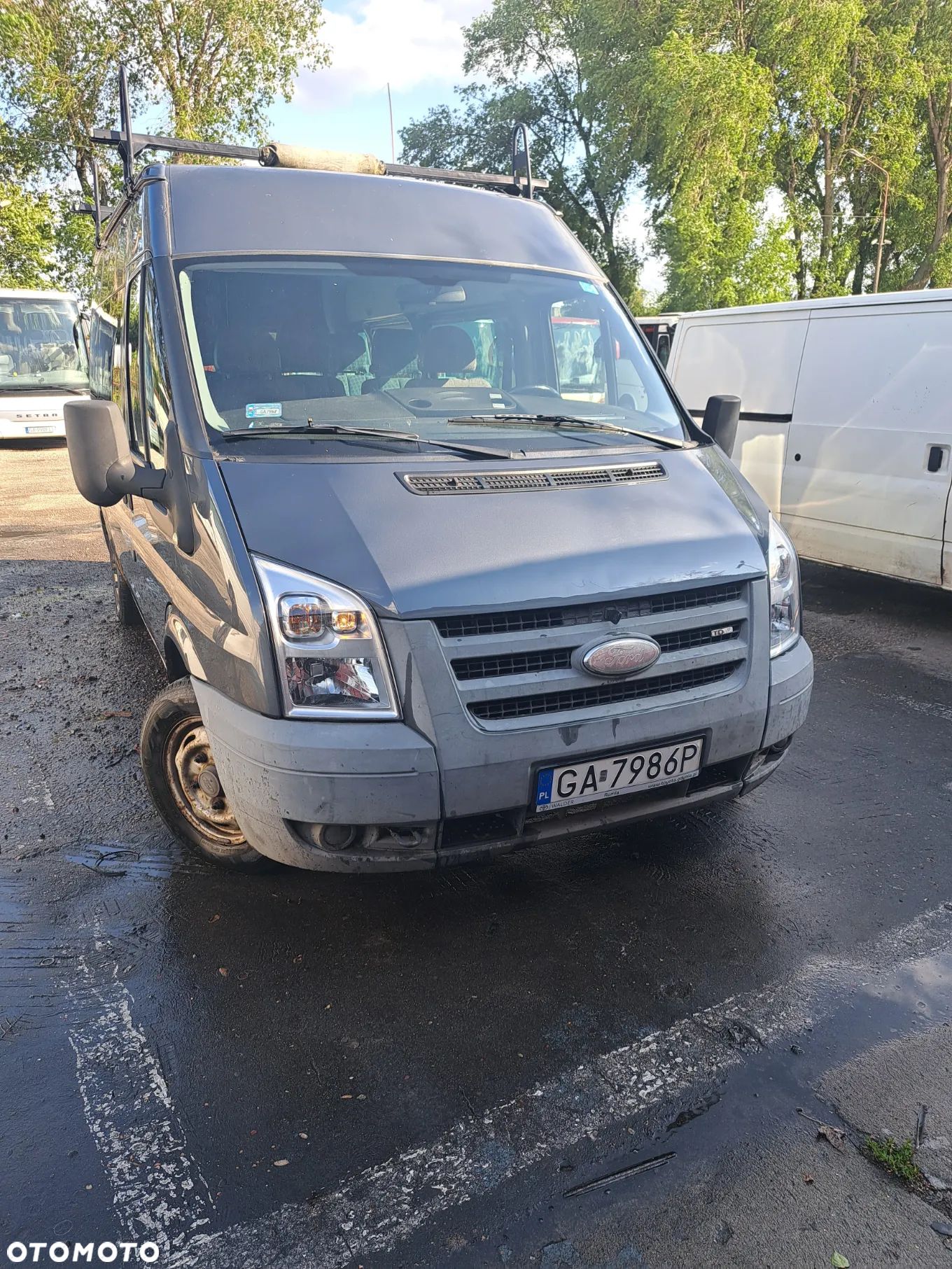 Ford Transit - 1