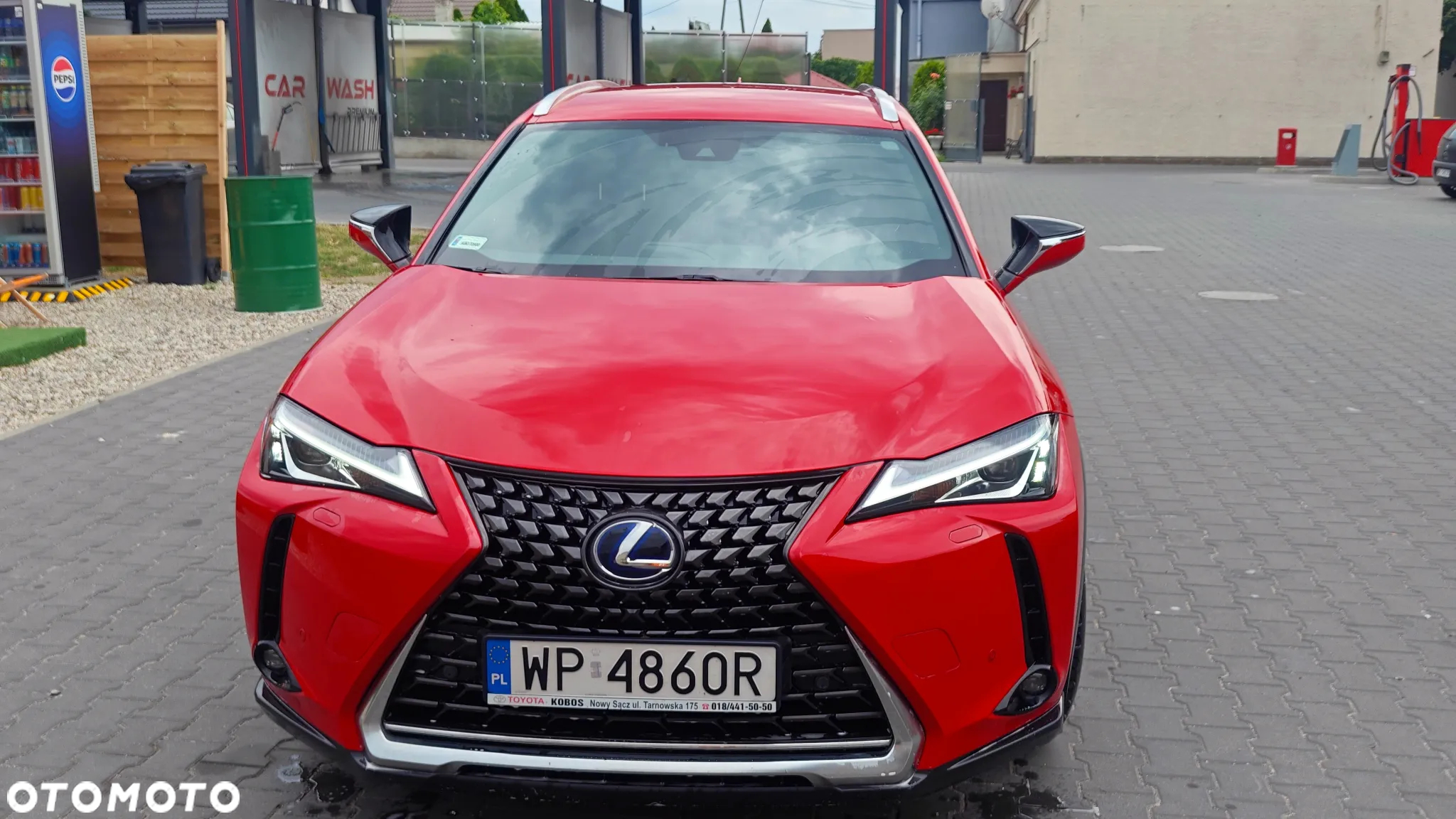 Lexus UX 250h Business Edition - 2
