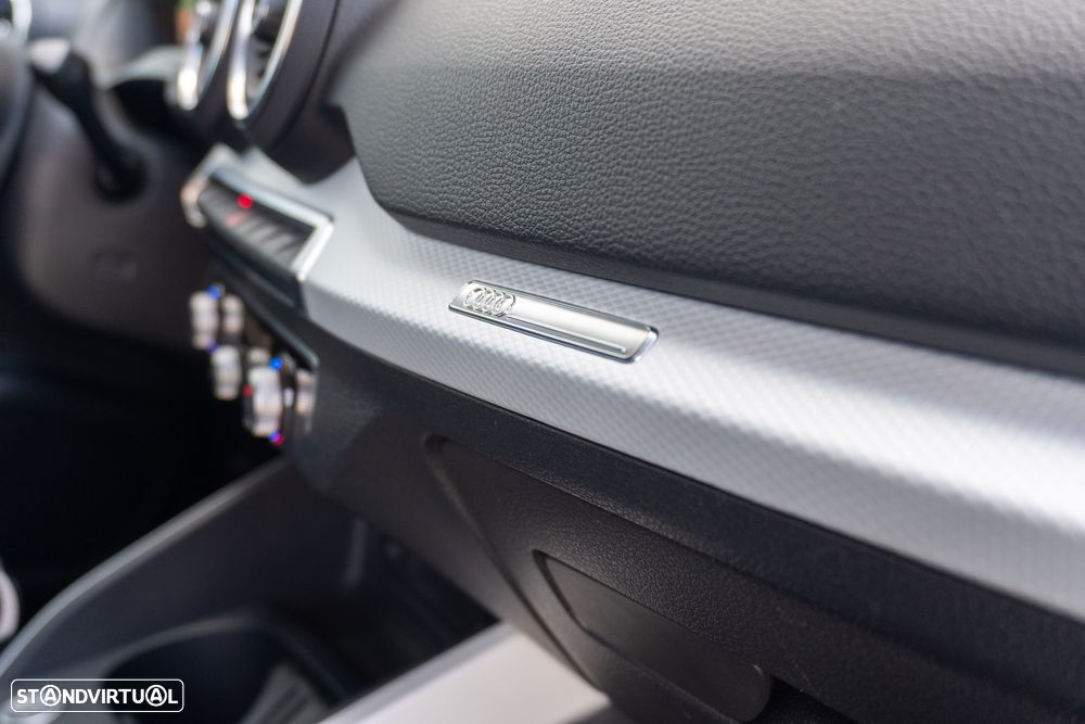 Audi Q2 30 TFSI Design S tronic - 26
