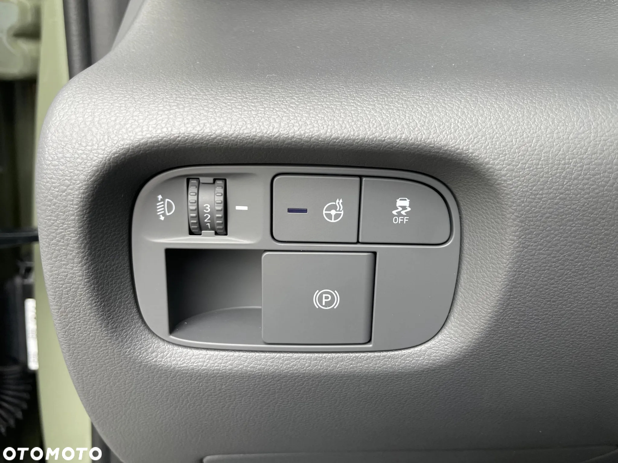 Hyundai Inster 49kWh Cross Smart - 24