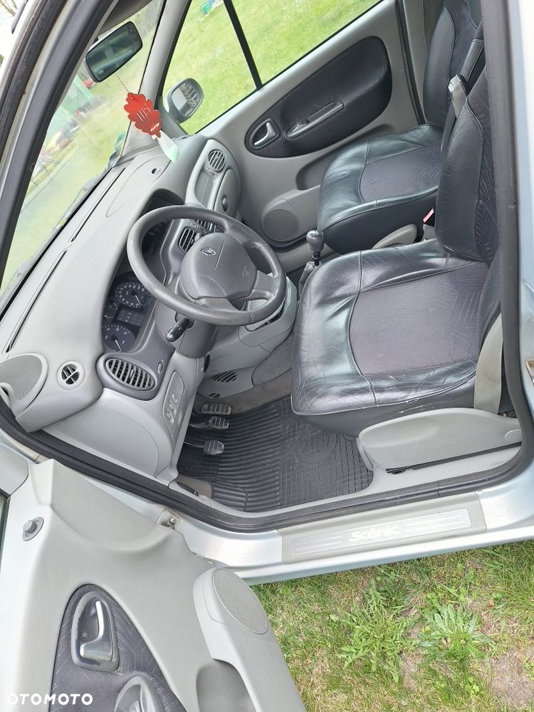 Renault Scenic - 3